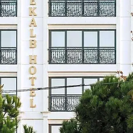 Dekalb Hotel